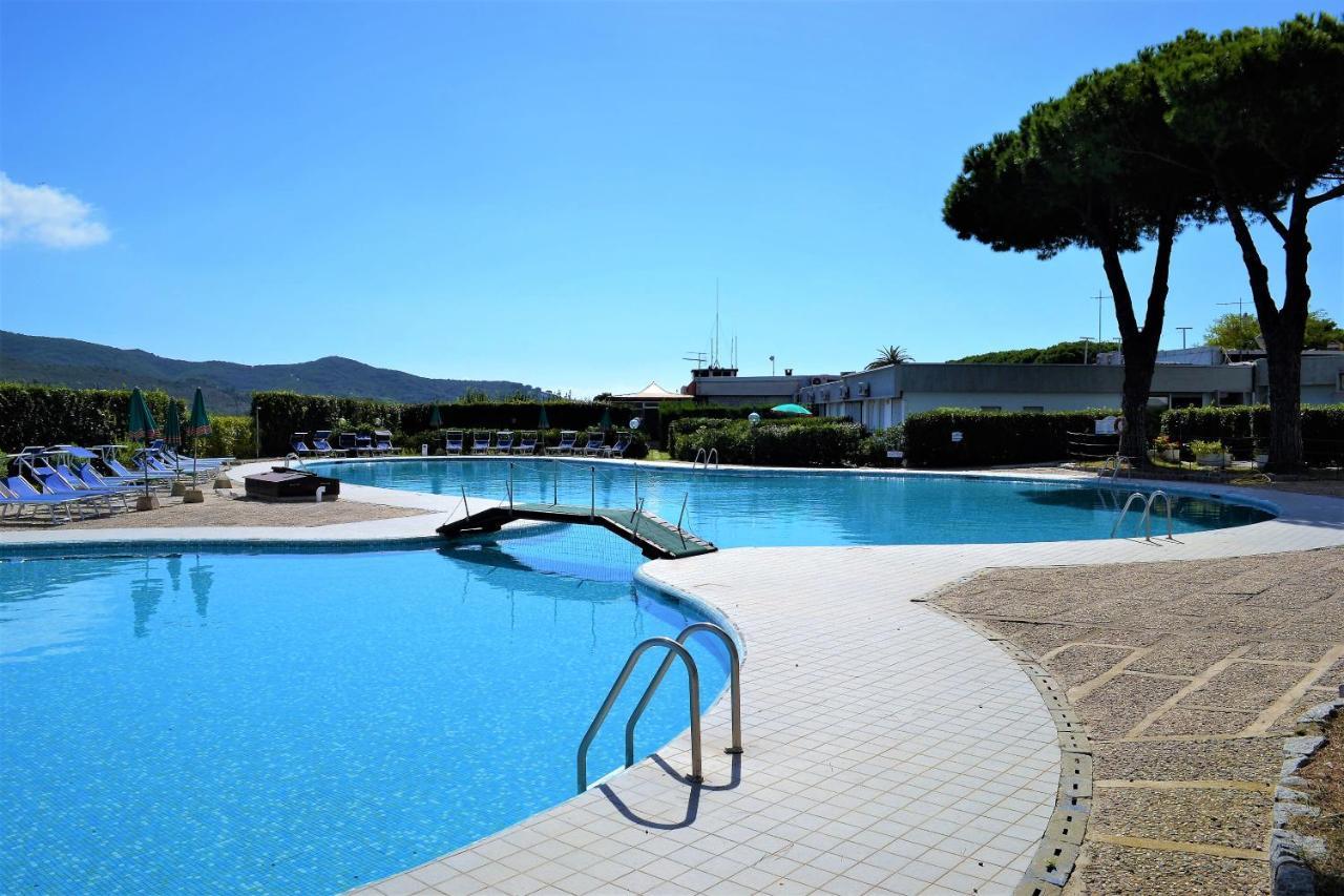 Aviotel Residence Hotel Marina di Campo Buitenkant foto